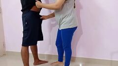 চালান দেশি ভারতীয় ভাবী আন্তঃজাতিক রসালো যৌনতার জন্য ইউরোপীয় ডেভারকে জাগিয়ে তোলে