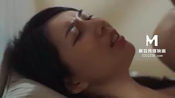 Abspielen Trailer-heiße Stiefschwester ermutigt mich mit ihrem Körper-liang jia xin-md-0263-bestes originales Asien-Pornovideo