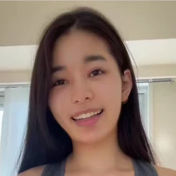 Actrita Rikako Katayama