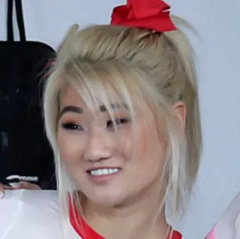 Gwiazda porno Sofia Su
